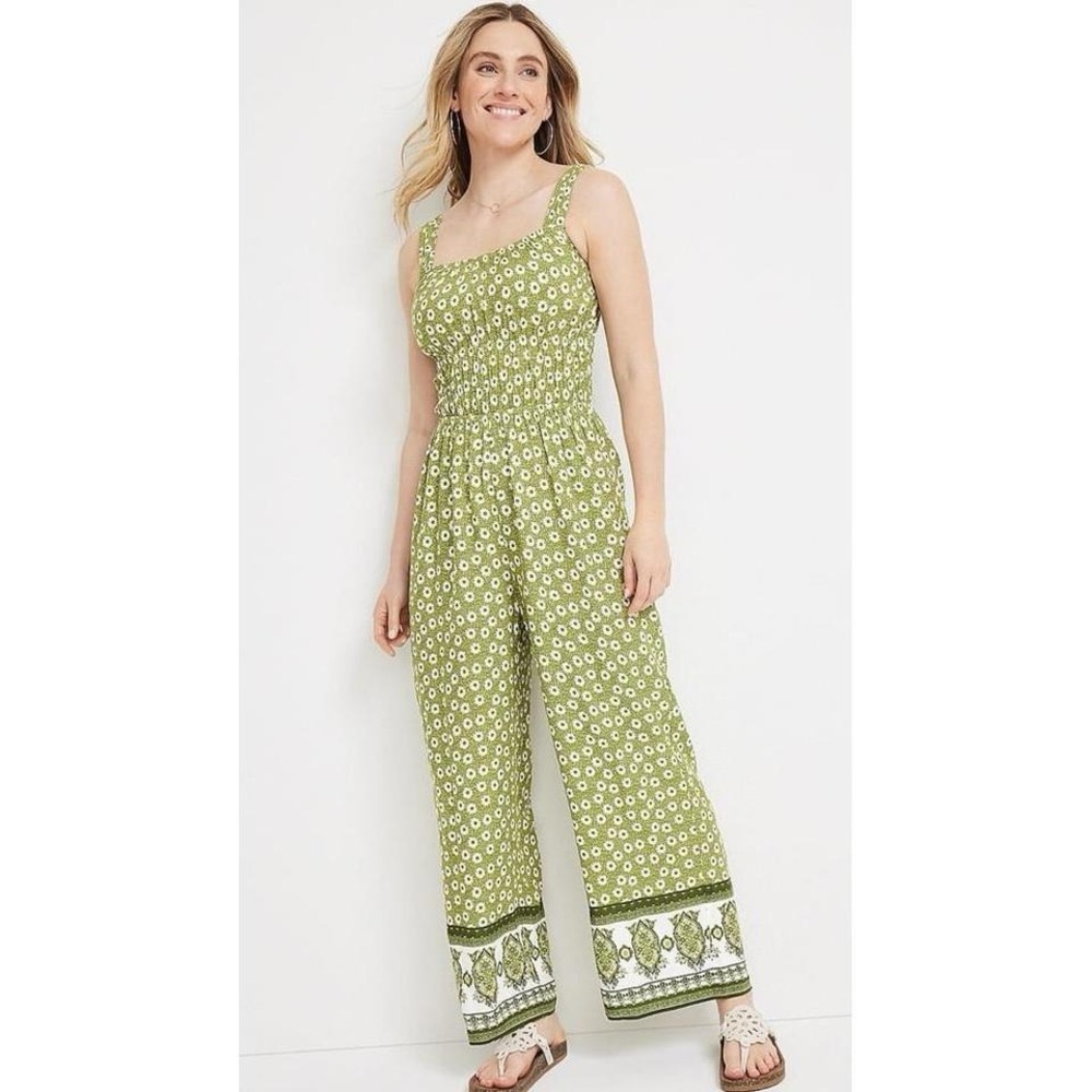 Maurices Floral smocked Jumpsuit‎ size small